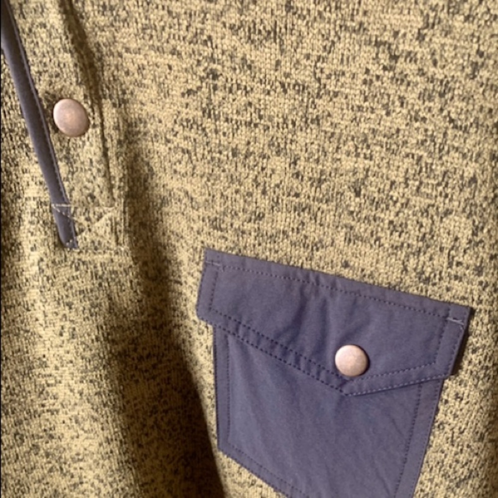 NWT Men’s SOLARIS Pullover in Heathered Goldish-Tan / Navy, Size XL - Picture 6 of 7